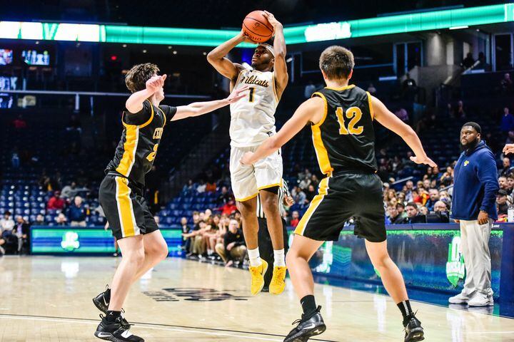 Centerville advances with win over Springfield in D1 Regional basketball semifinal