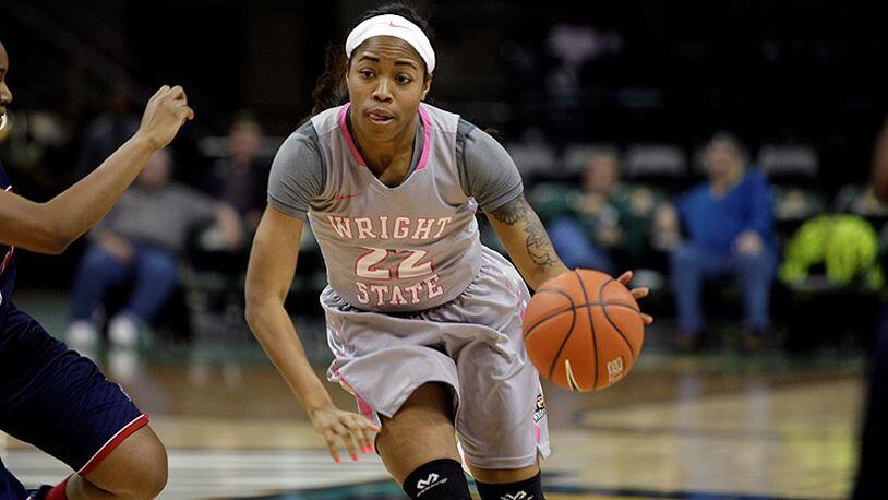 Wright State junior guard Chelsea Welch scored a game-high 21 points to lead the Raiders to their 11th straight win with a 62-51 triumph of UIC on Saturday at the Nutter Center.
