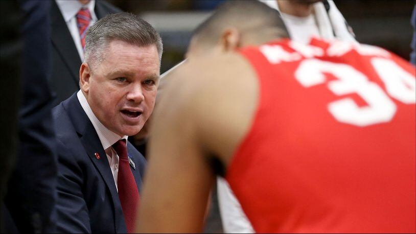 CHICAGO, ILLINOIS - MARCH 15:  Head coach Chris Holtmann of the Ohio State Buckeyes talks to his team during a timeout in the second half against the Michigan State Spartans during the quarterfinals of the Big Ten Basketball Tournament at the United Center on March 15, 2019 in Chicago, Illinois. (Photo by Dylan Buell/Getty Images)
