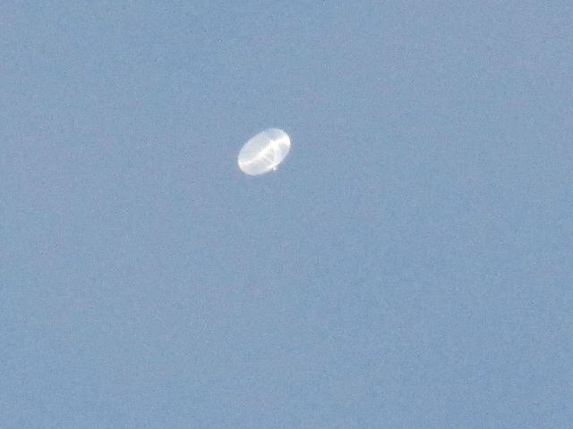 Photos of bright white dot in sky