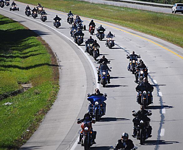 2,800 bikers participate in Toy Run