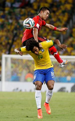 World Cup: Brazil 0, Mexico 0