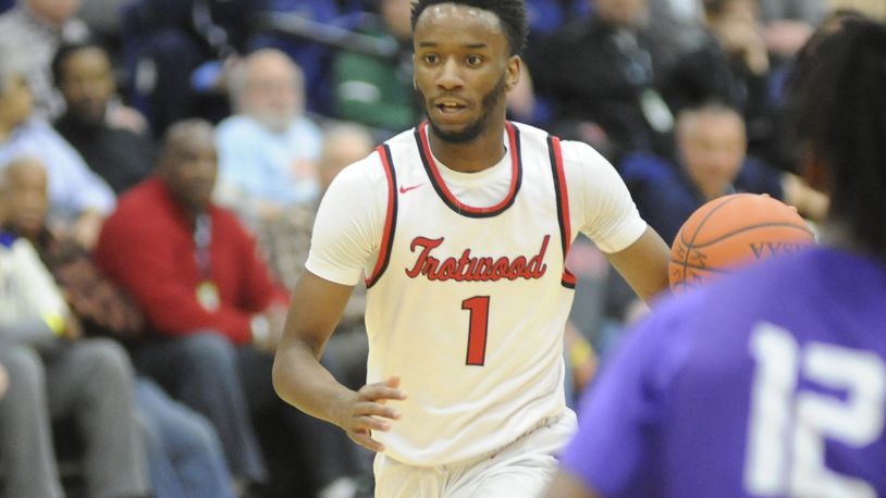 Amari Davis joined the 2,000 point club during Trotwood’s 131-70 win versus West Carrollton. MARC PENDLETON / STAFF