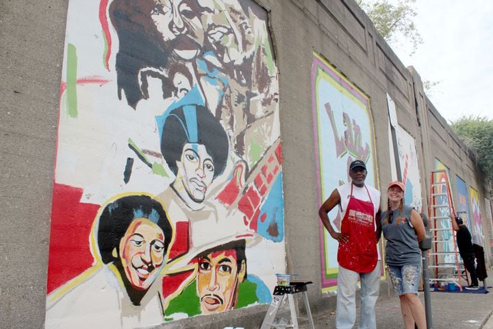 Photos: this Dayton wall is getting funky