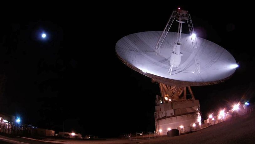 DSS-14 is NASA's 230-foot antenna located at the Goldstone Deep Space Communications Complex in California. (NASA/JPL-Caltech)