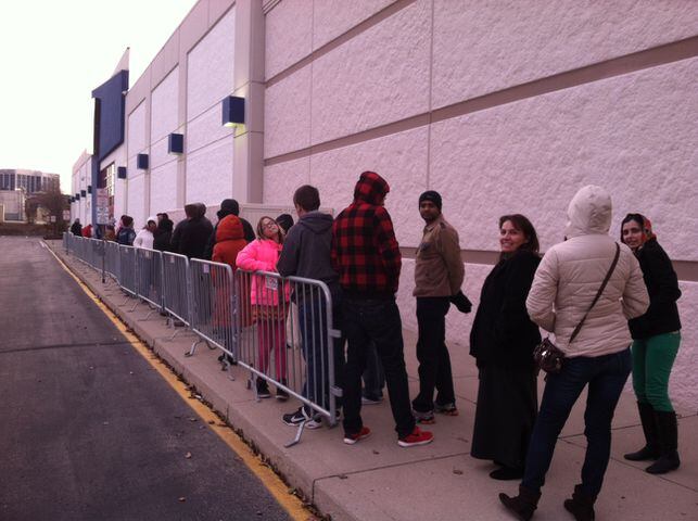 Thanksgiving Day lines