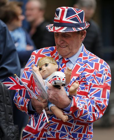 Photos: Royal baby watch: Kate Middleton, Duchess of Cambridge, in labor