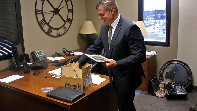 Andy Wilson packs up his office at the Clark County Prosecutor’s Office in 2019. FILE