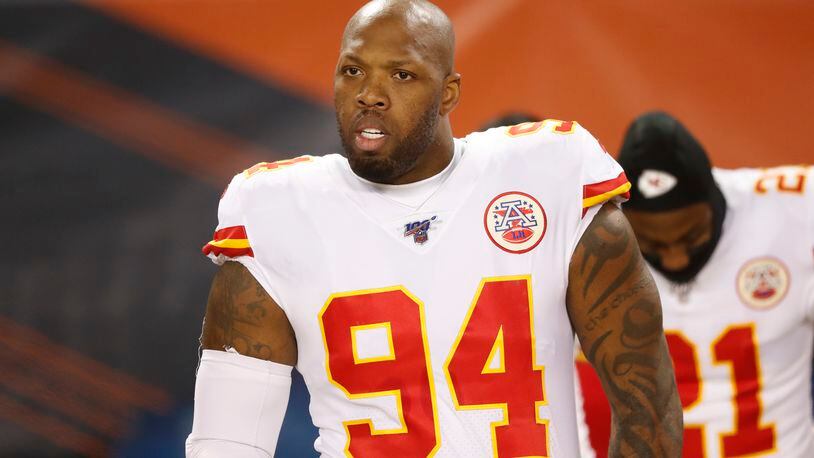 FILE - Kansas City Chiefs outside linebacker Terrell Suggs (94) prepares before an NFL football game against the Chicago Bears in Chicago, Sunday, Dec. 22, 2019. Former NFL linebacker Terrell Suggs has been arrested after allegedly threatening another man and showing a handgun during a dispute in a Starbucks drive-thru line, Tuesday, April 9, 2024. (AP Photo/Charles Rex Arbogast, File)