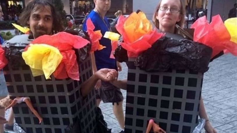A couple caused controversy over social media when they dressed as the Twin Towers, depicting a scene from the September 11, 2001 terrorist attacks in New York, at the Dragon Con event in Atlanta over the weekend.