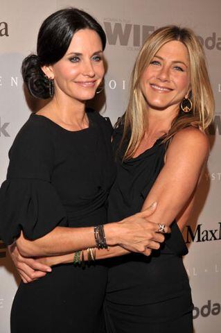 Naturally! Courteney Cox and Jennifer Aniston played BFFs in the much-missed TV series Friends and they have been BFFs in real-life ever since.