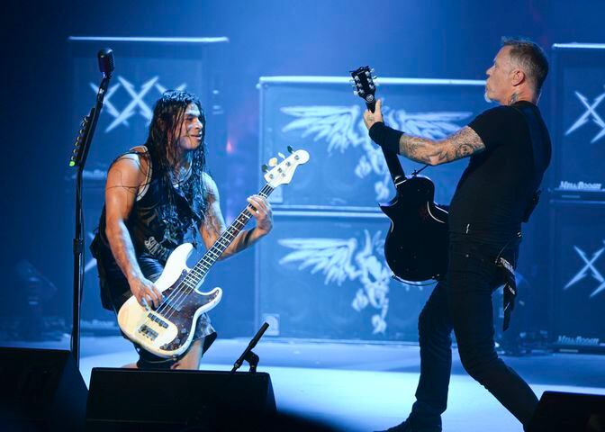 "Nothing Else Matters," Metallica