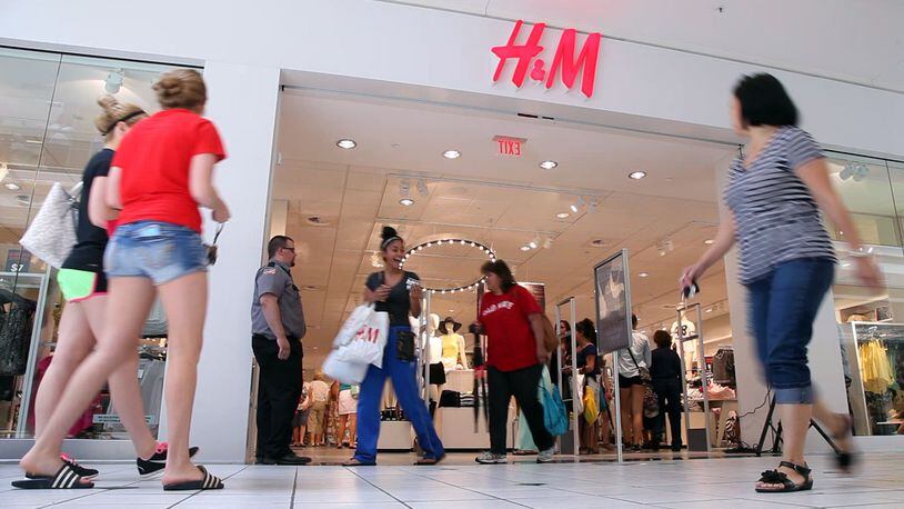H&M is one of several stores planning to close on Thanksgiving. TY GREENLEES / STAFF