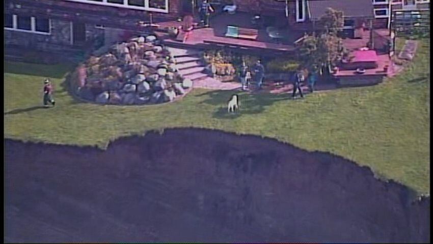 Whidbey Island homes threatened by landslide