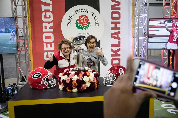 Photos: The scene as Georgia, Alabama prepare for national title game