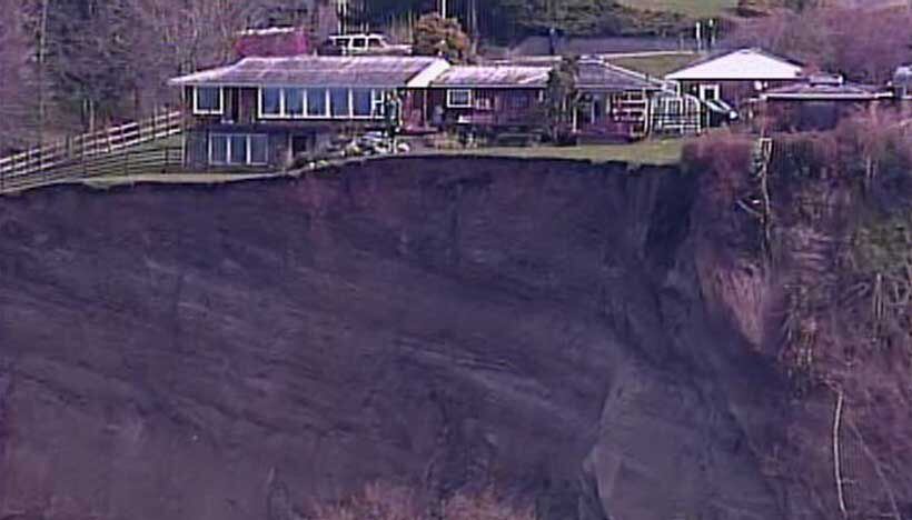 Whidbey Island homes threatened by landslides