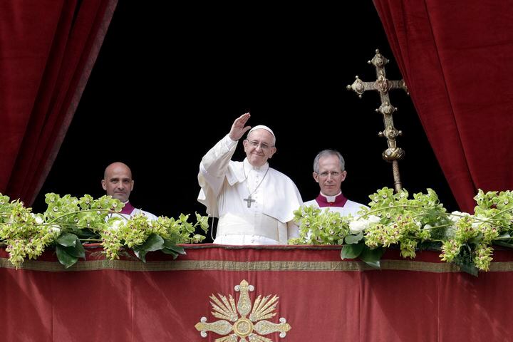 Photos: Pope Francis leads Easter Mass at the Vatican