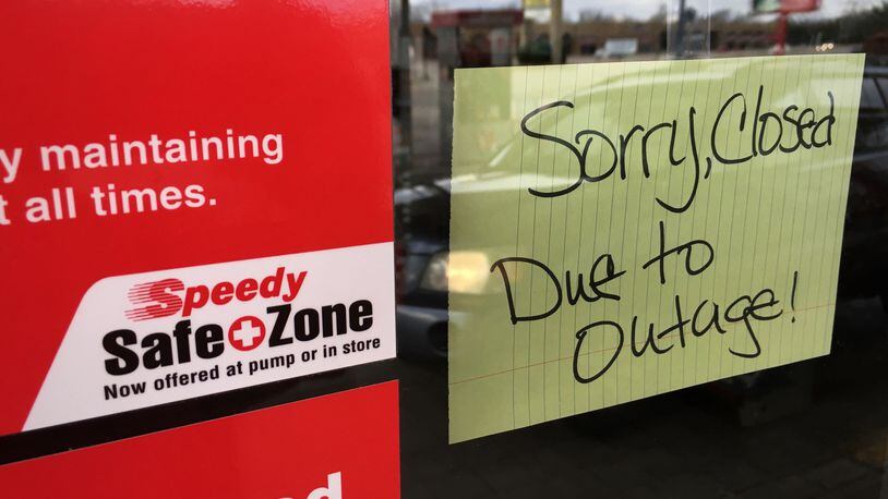 The speedway gas station on Broad Street in Fairborn and other businesses are closed due to a power outage. MARSHALL GORBY\STAFF
