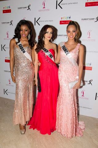 Miss Gabon, Miss Ukraine and Miss France