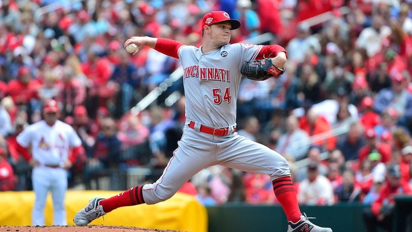 ST LOUIS, MO - APRIL 28: Sonny Gray #54 of the Cincinnati Reds pitches during the second inning against the St. Louis Cardinals at Busch Stadium on April 28, 2019 in St Louis, Missouri. (Photo by Jeff Curry/Getty Images)
