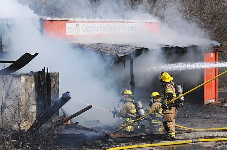 Crews fight fire at abandoned fire sprinkler business