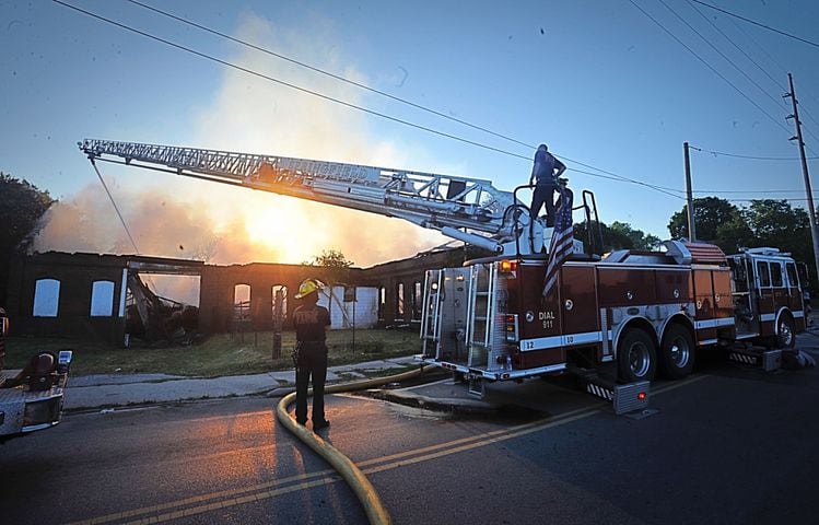 PHOTOS: Springfield James Street fire