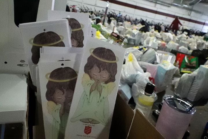 120820 Salvation Army Donations SNS