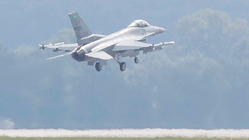 F-16 crews from the Ohio Air National Guard’s 180th Fighter Wing will be doing night training flights in the area this week. CHRIS STEWART / STAFF