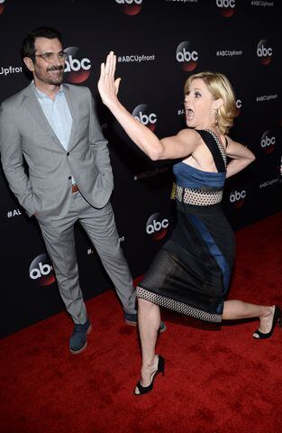 Ty Burrell (L) and Julie Bowen arrive at the ABC Network 2015 Programming Upfront