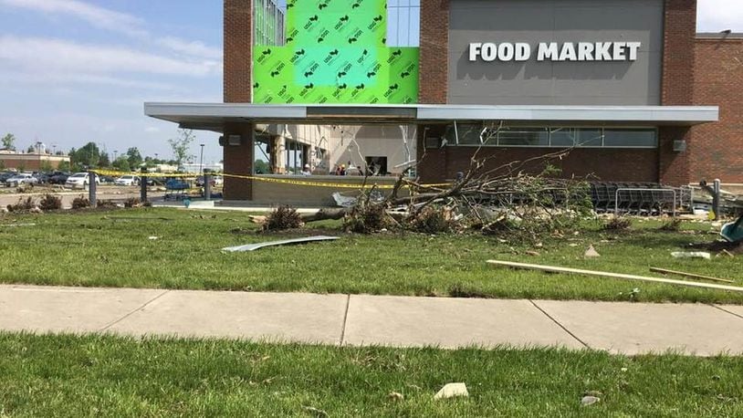 Aldi’s Food Market, 2451 Lakeview Drive, was heavily damaged by the EF 3 tornado that passed through Monday night. RICHARD WILSON/STAFF