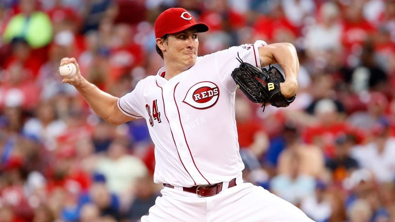 CINCINNATI, OH - AUGUST 22: Homer Bailey #34 of the Cincinnati Reds throws a pitch against the Chicago Cubs at Great American Ball Park on August 22, 2017 in Cincinnati, Ohio. (Photo by Andy Lyons/Getty Images)
