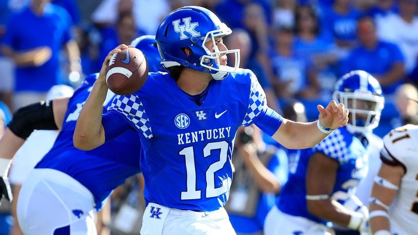 LEXINGTON, KY - SEPTEMBER 01:  Gunnar Hoak #12 of the Kentucky Wildcats throws a pass against the Central Michigan Chippewas  at Commonwealth Stadium on September 1, 2018 in Lexington, Kentucky.  (Photo by Andy Lyons/Getty Images)