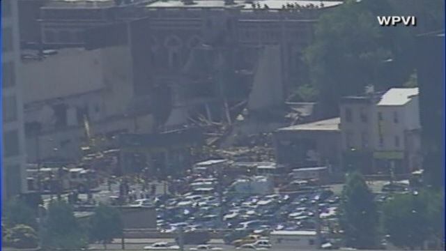 Pa. building collapses, people believed trapped