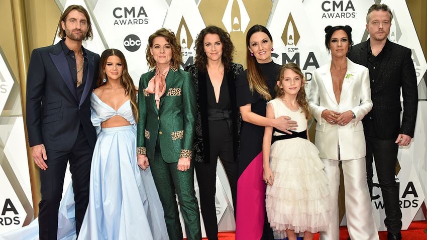 Photos: Stars shine on the 2019 CMA Awards red carpet