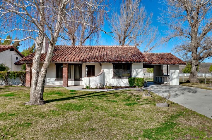 'Odd Couple' star's home sold for nearly $6 million