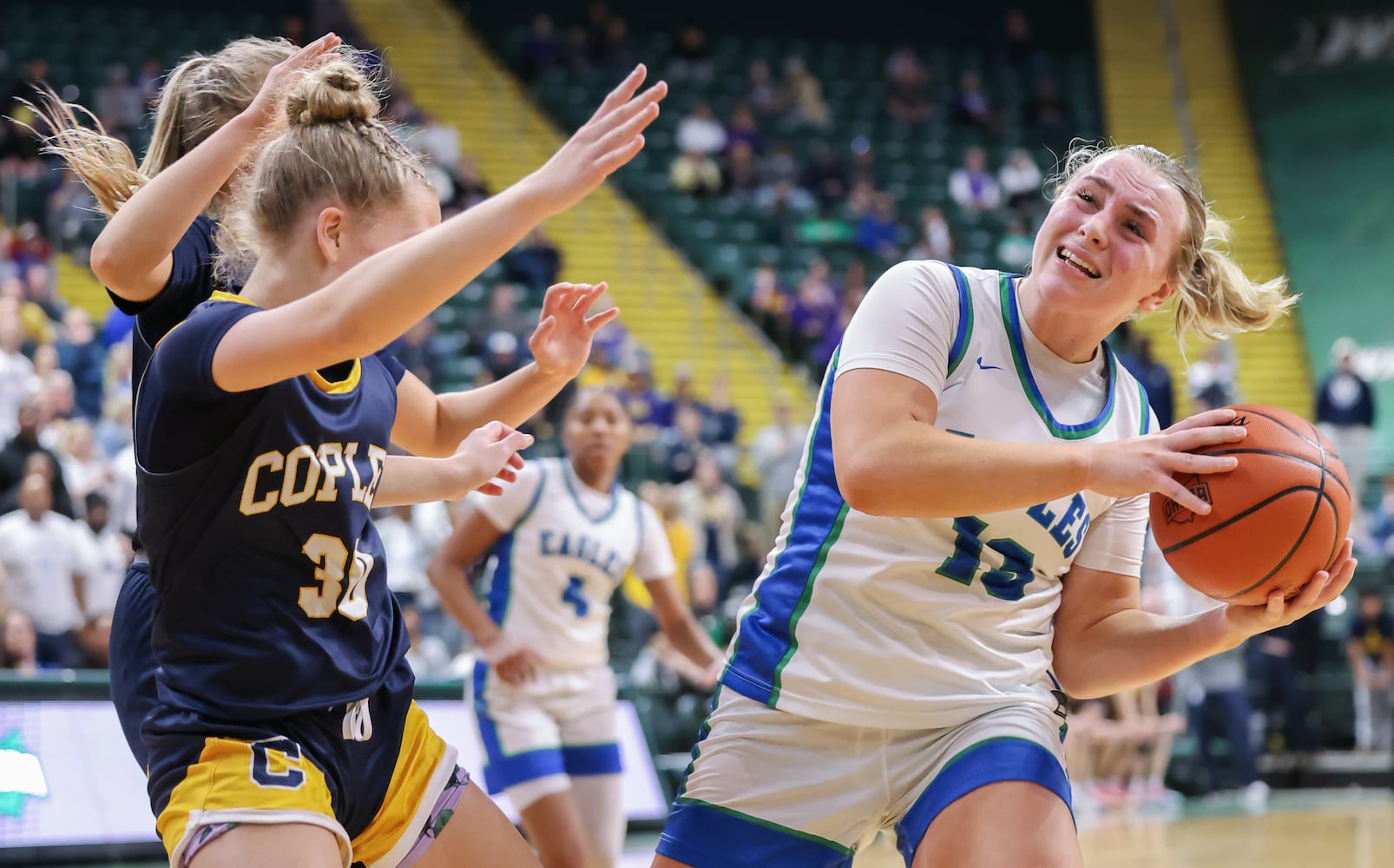 DDN 031226 Chaminade Julienne Copley