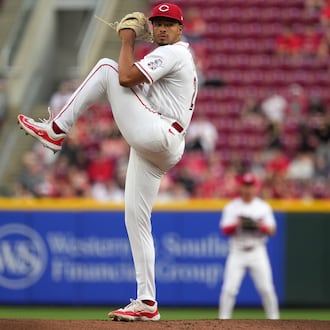 Cincinnati Reds pitcher Chase Burns delivers a pitch during the first inning of a baseball game against the Pittsburgh Pirates, Monday, March 30, 2026, in Cincinnati. (AP Photo/Kareem Elgazzar)