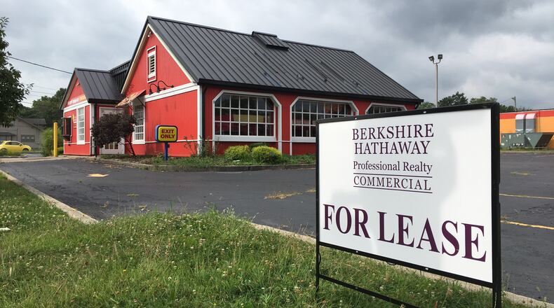 A Krispy Krunchy Chicken location at 1929 E. Main St. has closed. A separate location, at Doc’s Drive Thru and Grocery, 908 W. North St., remains open.