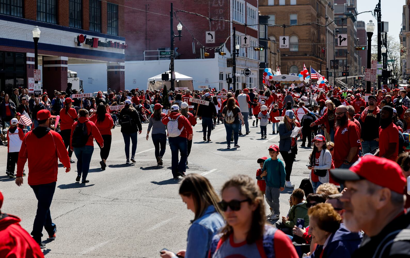 033023 Reds Parade