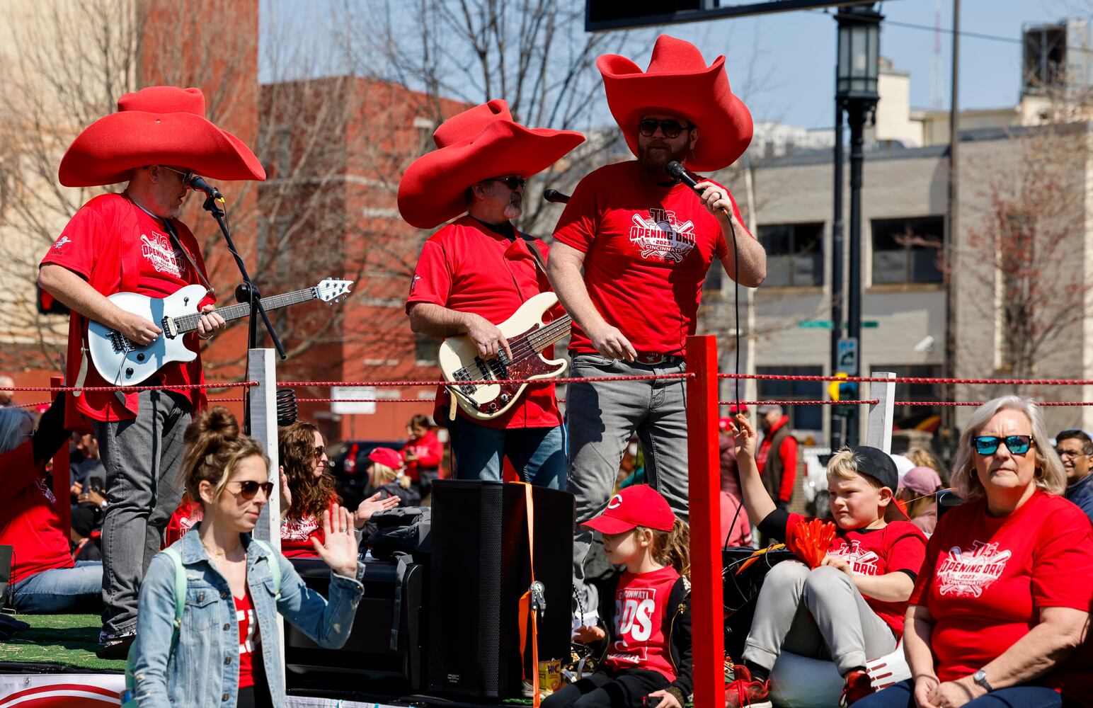 033023 Reds Parade