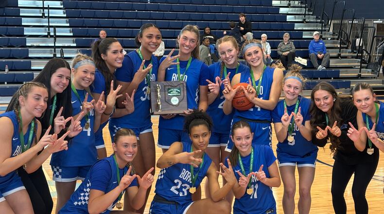 Springboro celebrates winning girls basketball district championship