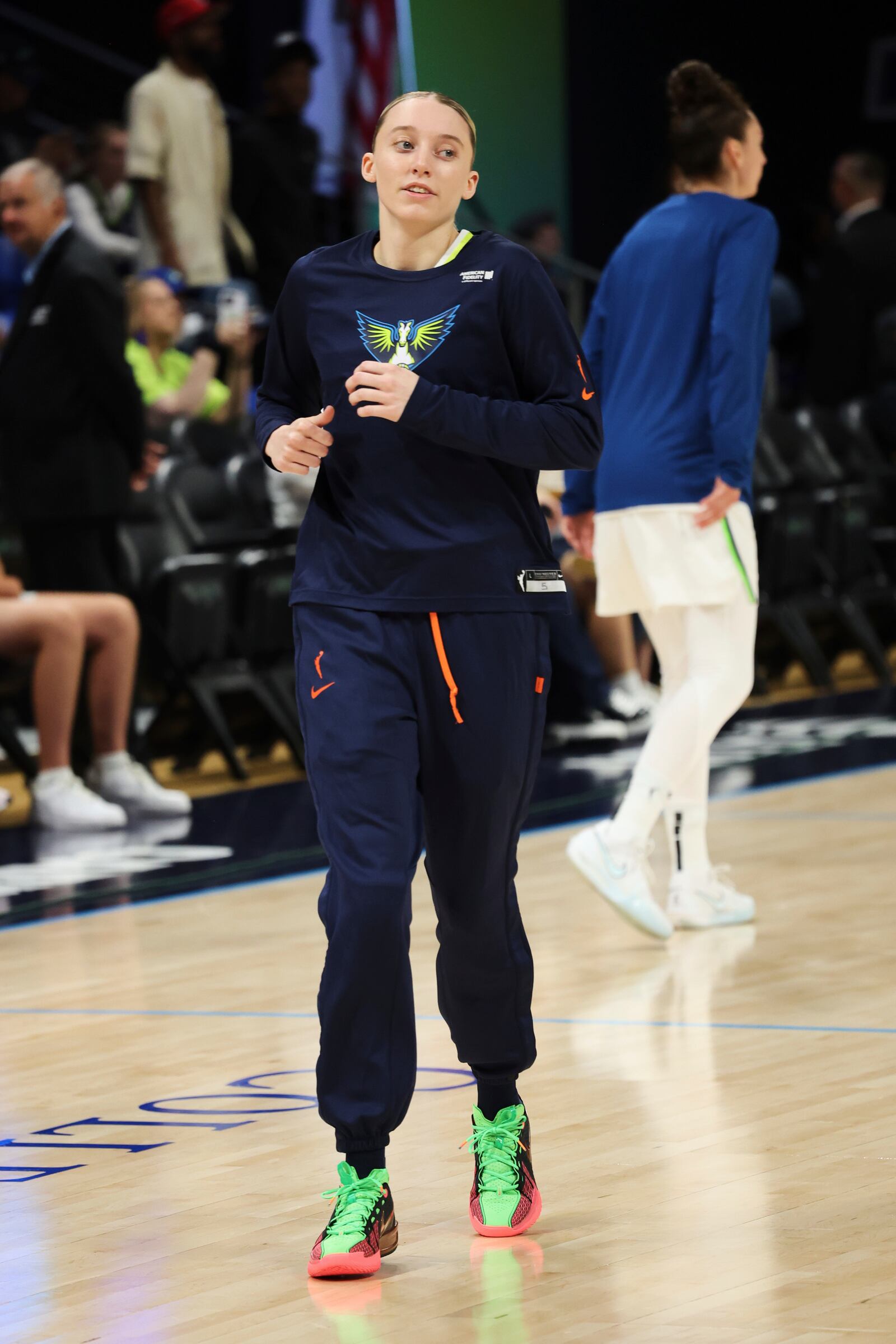 Dallas Wings guard Paige Bueckers warms up before a WNBA basketball game against the Minnesota Lynx, Friday, May 16, 2025, in Arlington, Texas. (AP Photo/Richard Rodriguez)