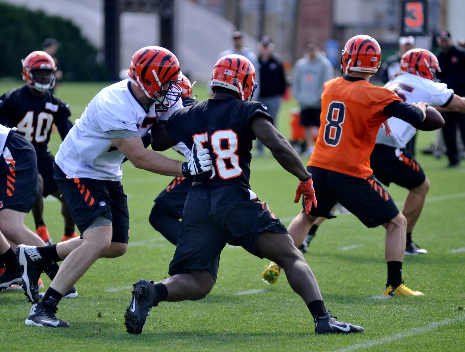 Cincinnati Bengals fourth-round pick Carl Lawson works during rookie camp at Paul Brown Stadium. Jay Morrison/Staff