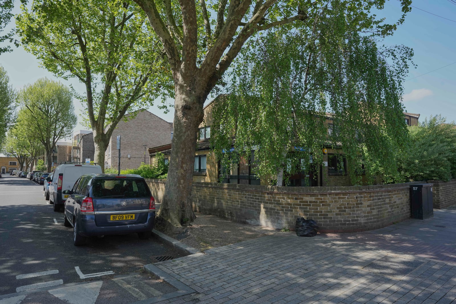A general view of St. Stephens Road, in Bow, in London, Thursday, April 24, 2025. (AP Photo/Kin Cheung)