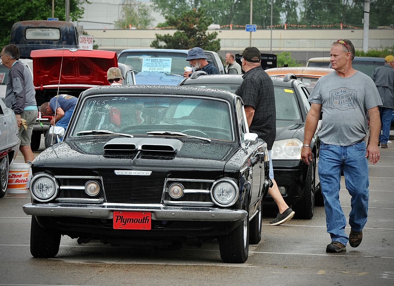 Springfield swap meet and car show