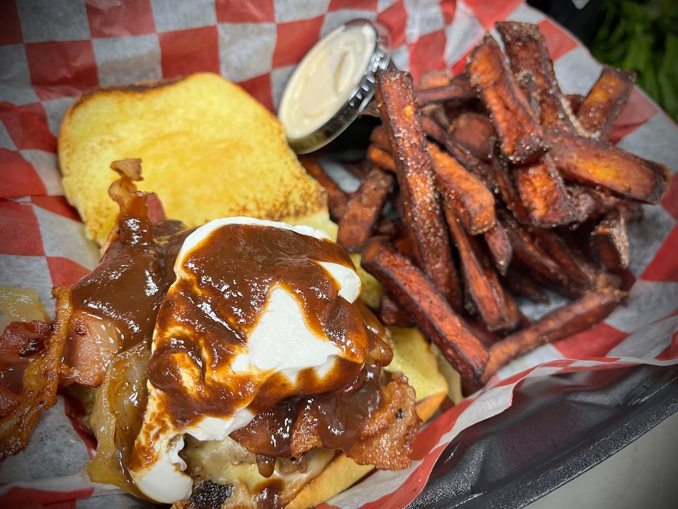 Roots Burgers & Fries