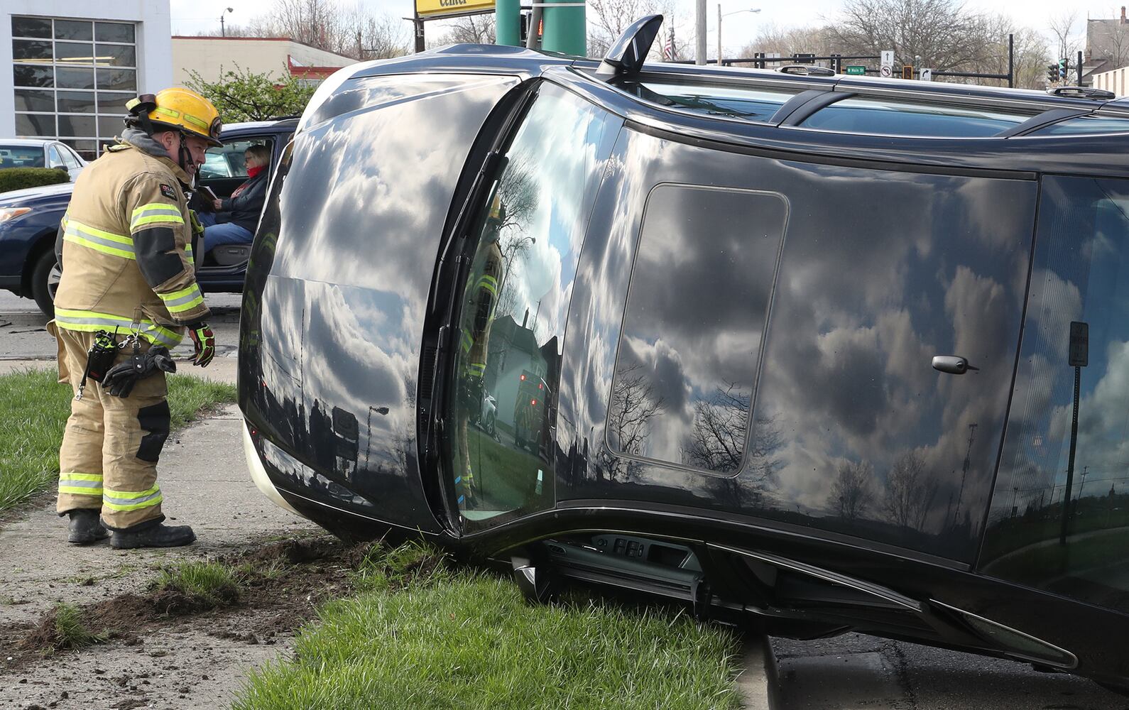 PHOTOS: Crash at Columbia and Plums Streets