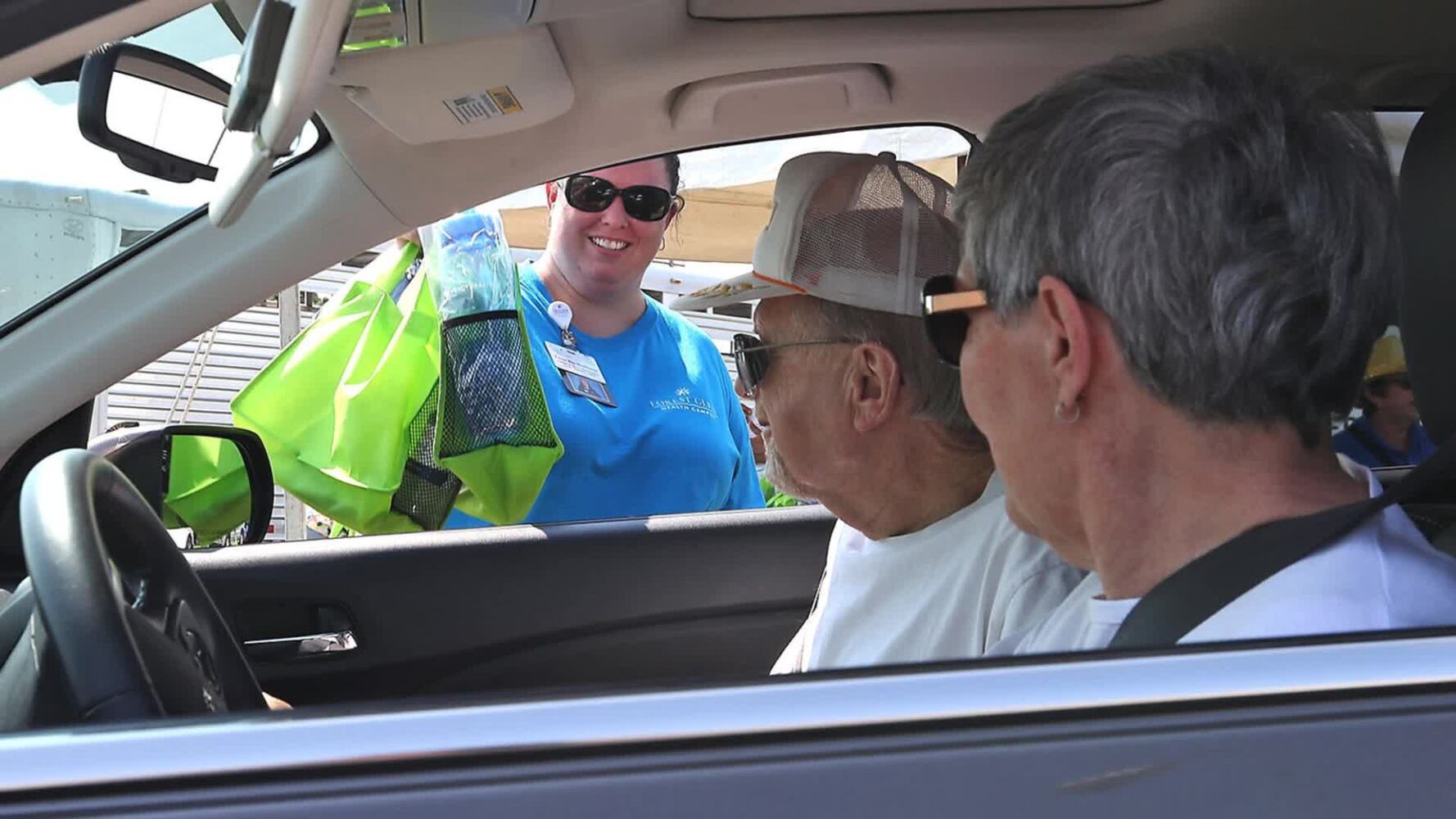 Clark County Fair holds drive-thru celebration for couples married over 50 years