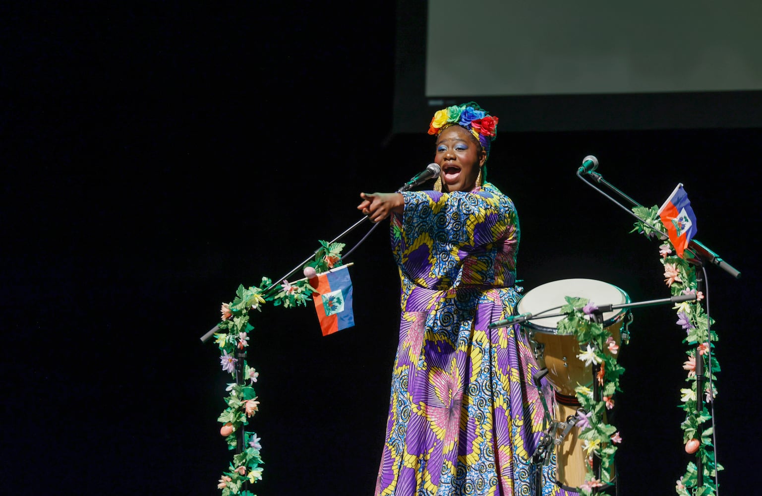 Haitian group performance