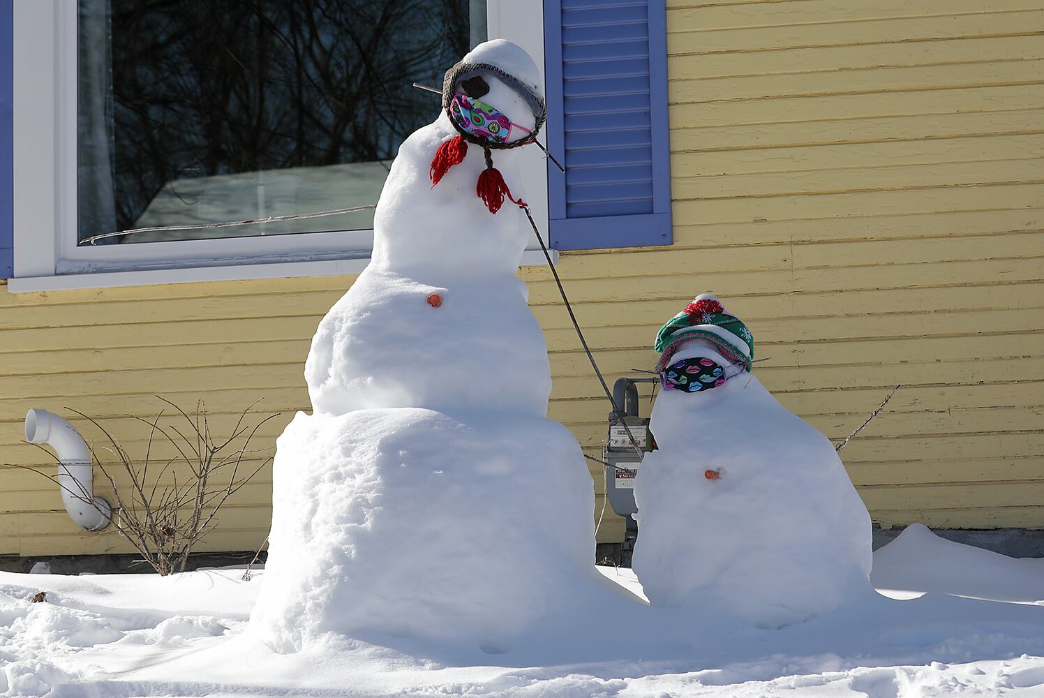 020321 Snowmen SNS